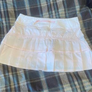 Lululemon Sz 6 - Pink Ruffled Back Tennis Skort